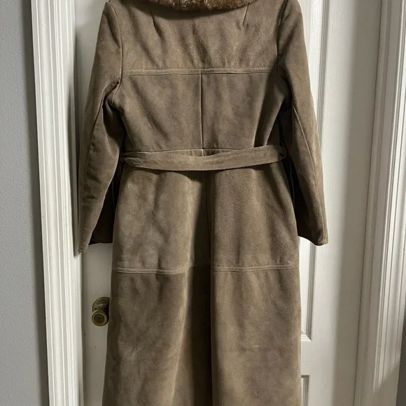 Women's Vintage Suede Fur Lined Brown Fur Collar Coat - Picture 4 of 10